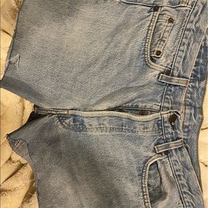 levi shorts size 4-6 just a little small on me